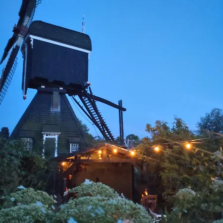 Holiday home Slapen Bij De Molenaar