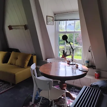 Holiday home Slapen Bij De Molenaar *